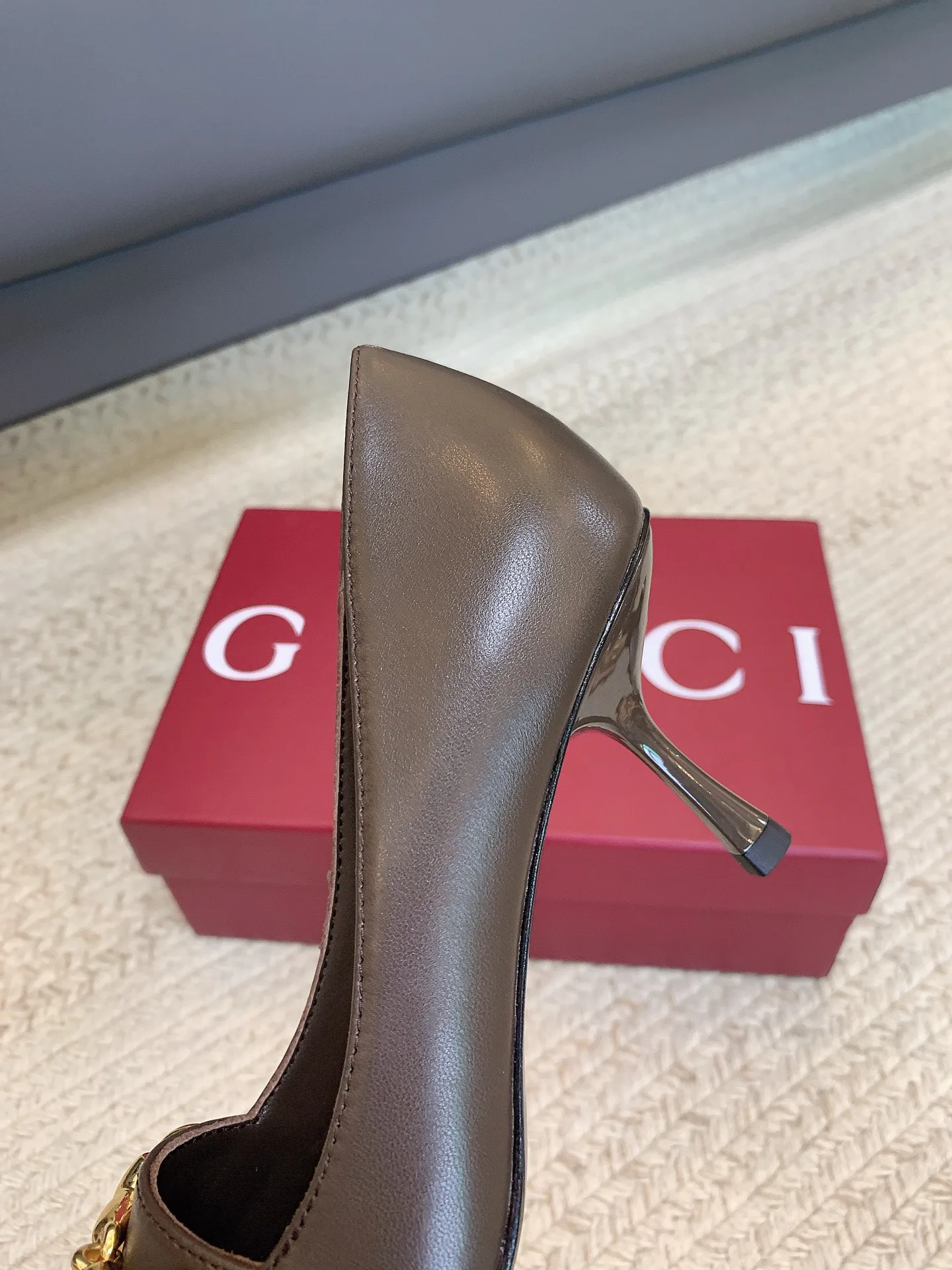 Туфли Женские Gucci 17656665