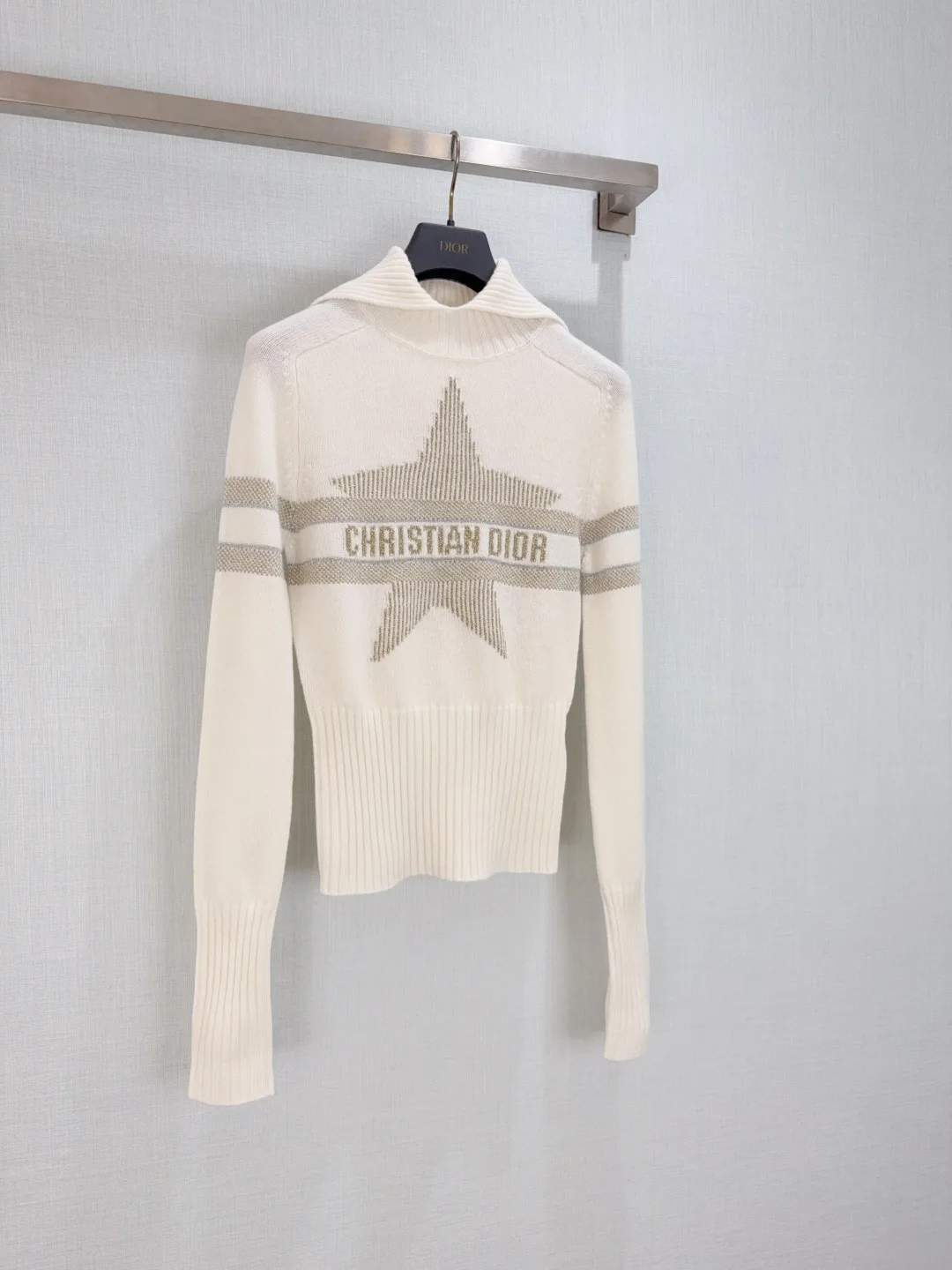 Свитеры Женские Christian Dior 236570