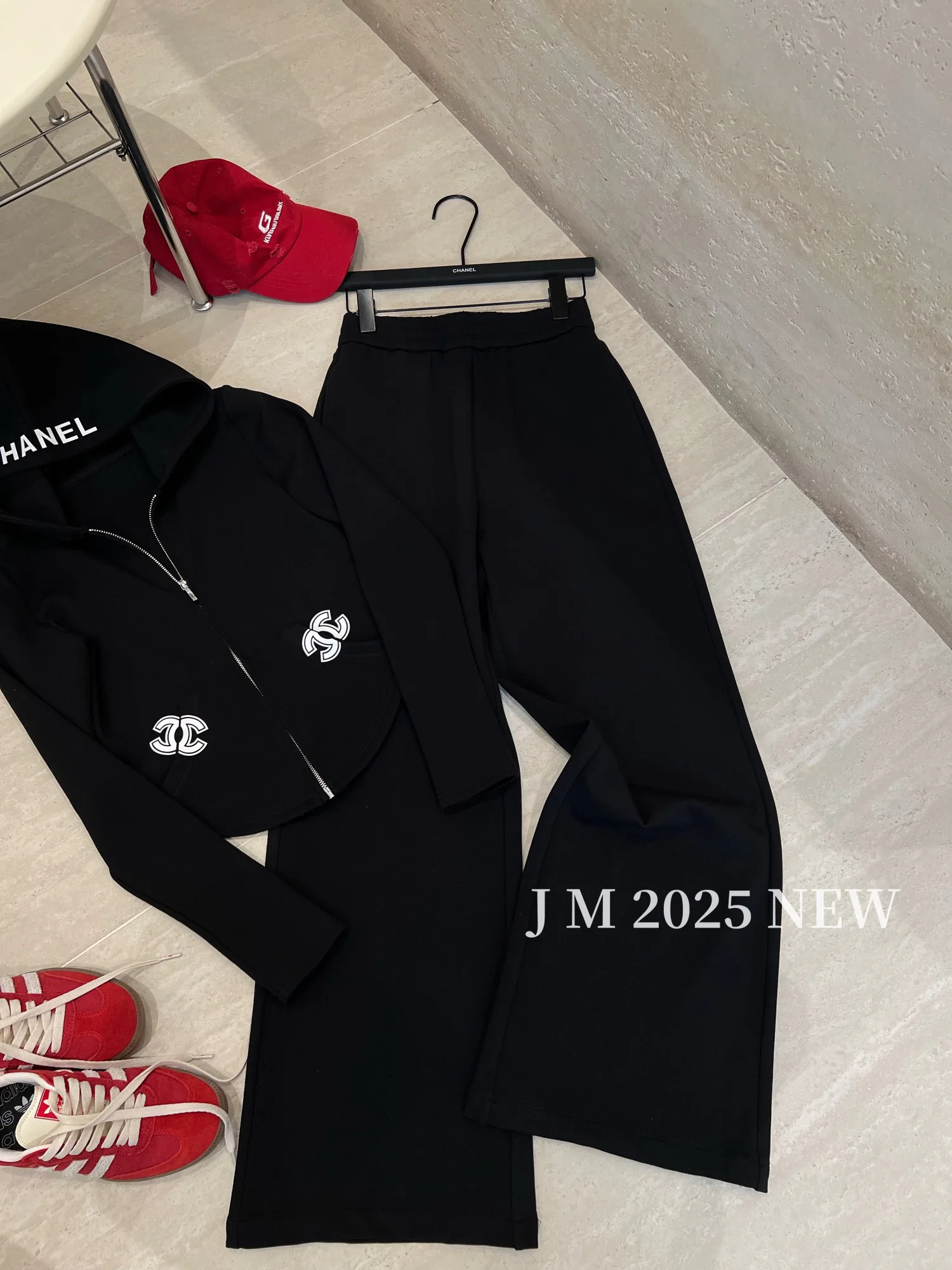 Костюмы Женские Chanel 18117