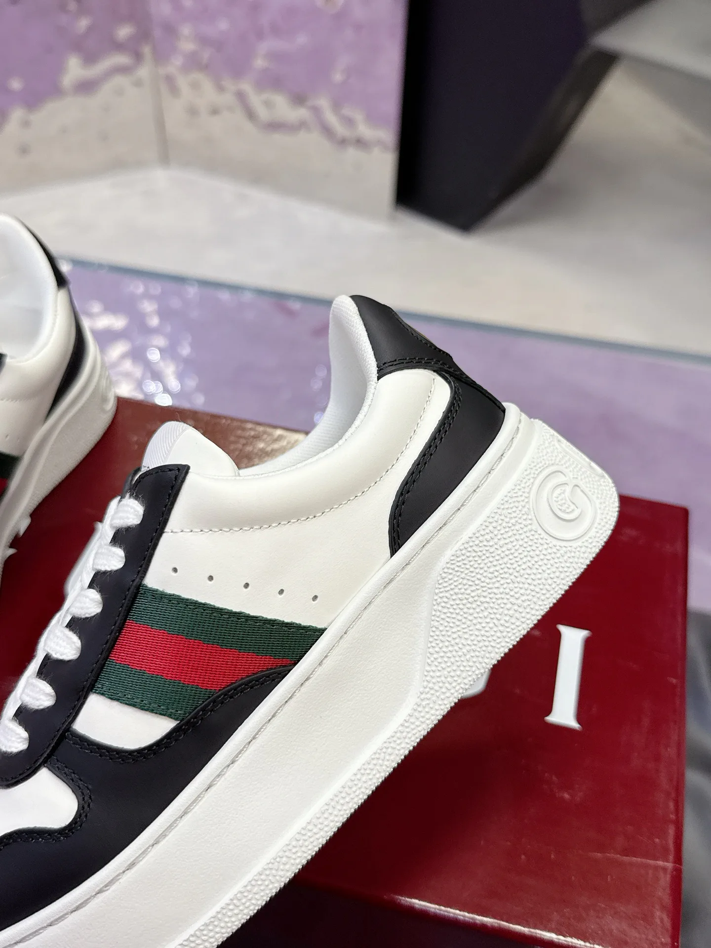 Кроссовки Женские Gucci 5402075