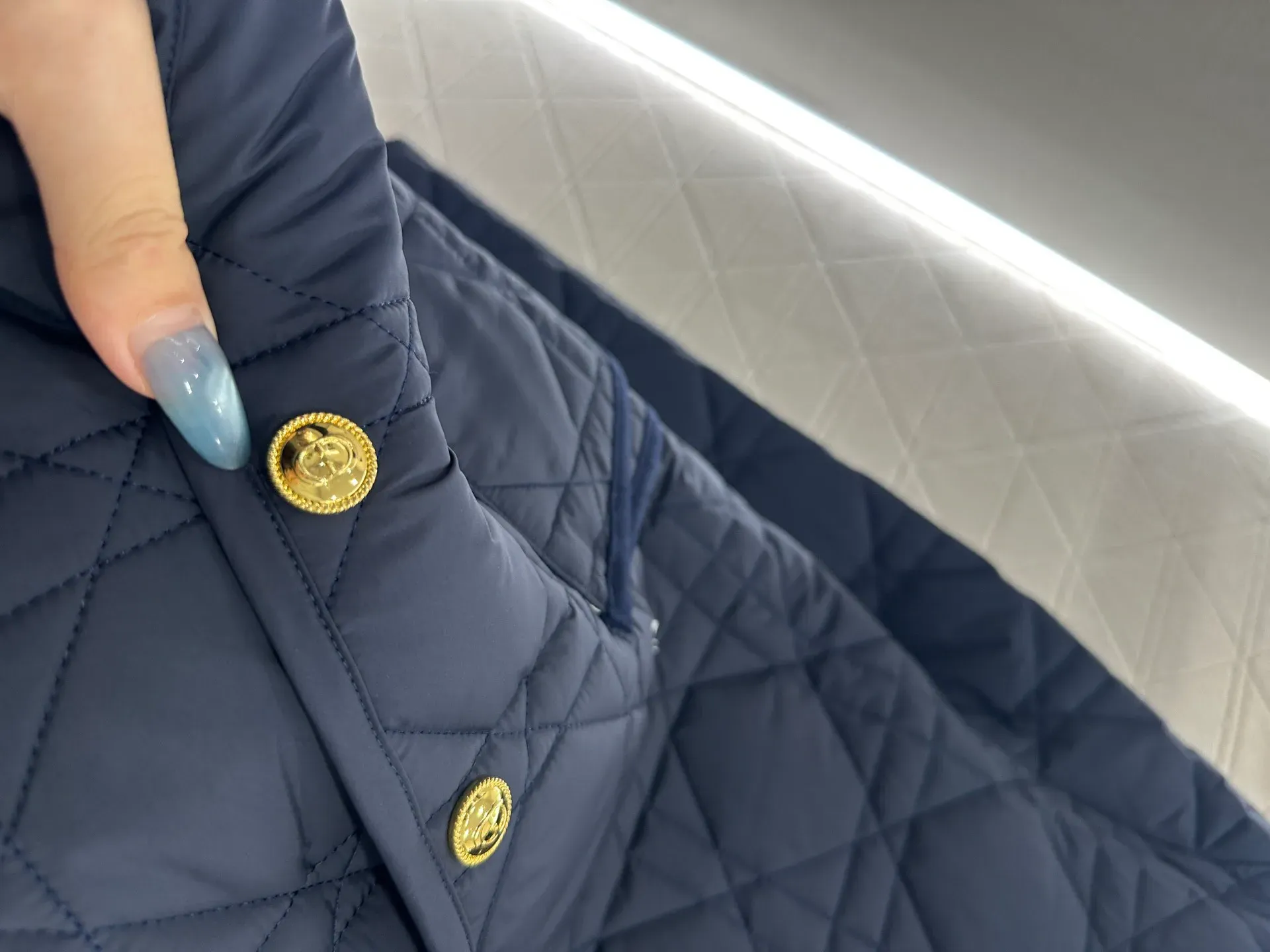 Куртки И Пуховики Женские Christian Dior 189365