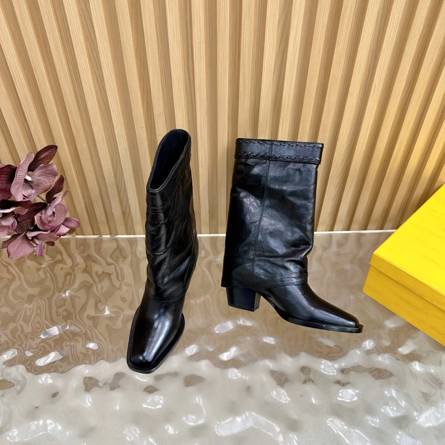 Сапоги Женские Fendi 18235438
