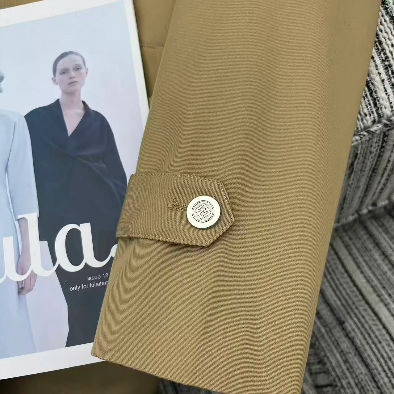 Тренчи Женские Fendi 553276