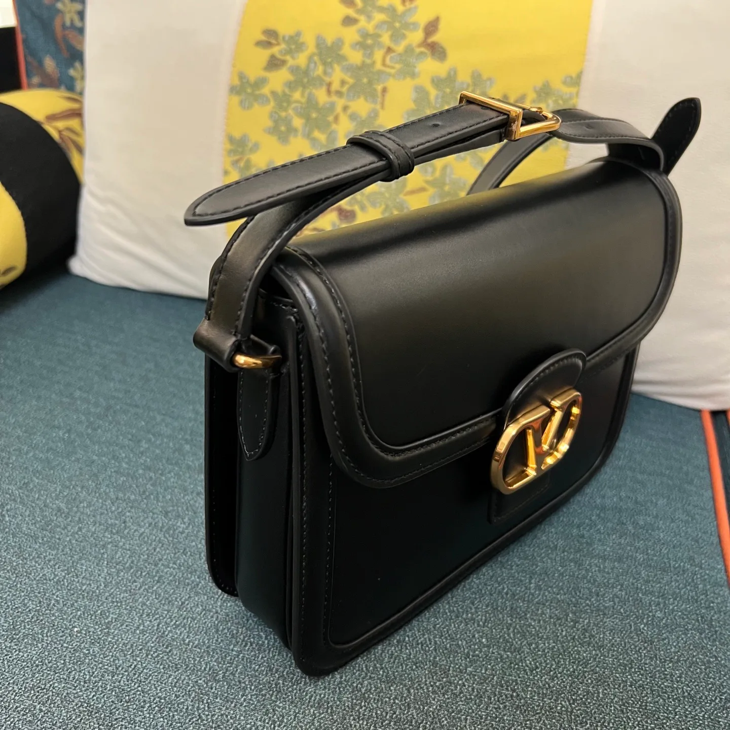 Сумки На Ремне Женские Valentino 8728888