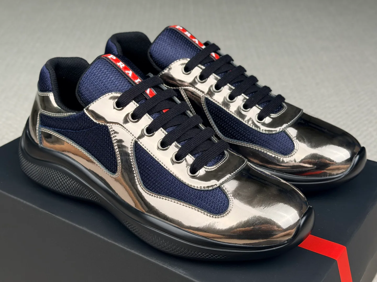 Кроссовки Женские Prada 18469922