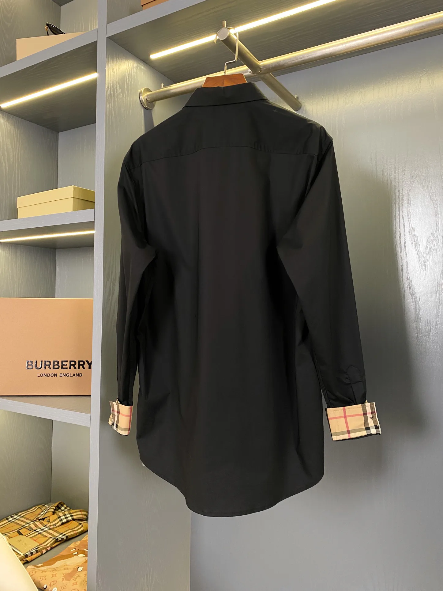 Рубашки Мужские Burberry 13432944