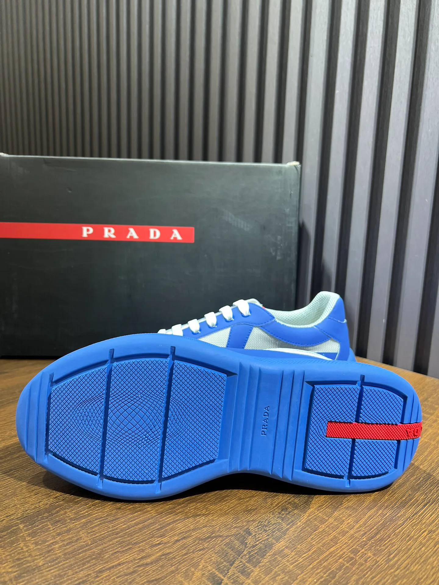 Кроссовки Мужские Prada 11010546