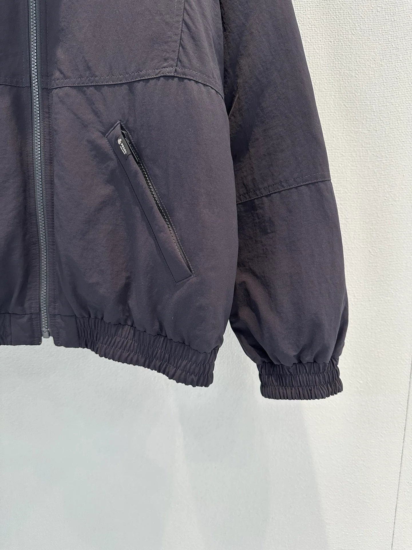 Куртки И Пуховики Женские Prada 18963236