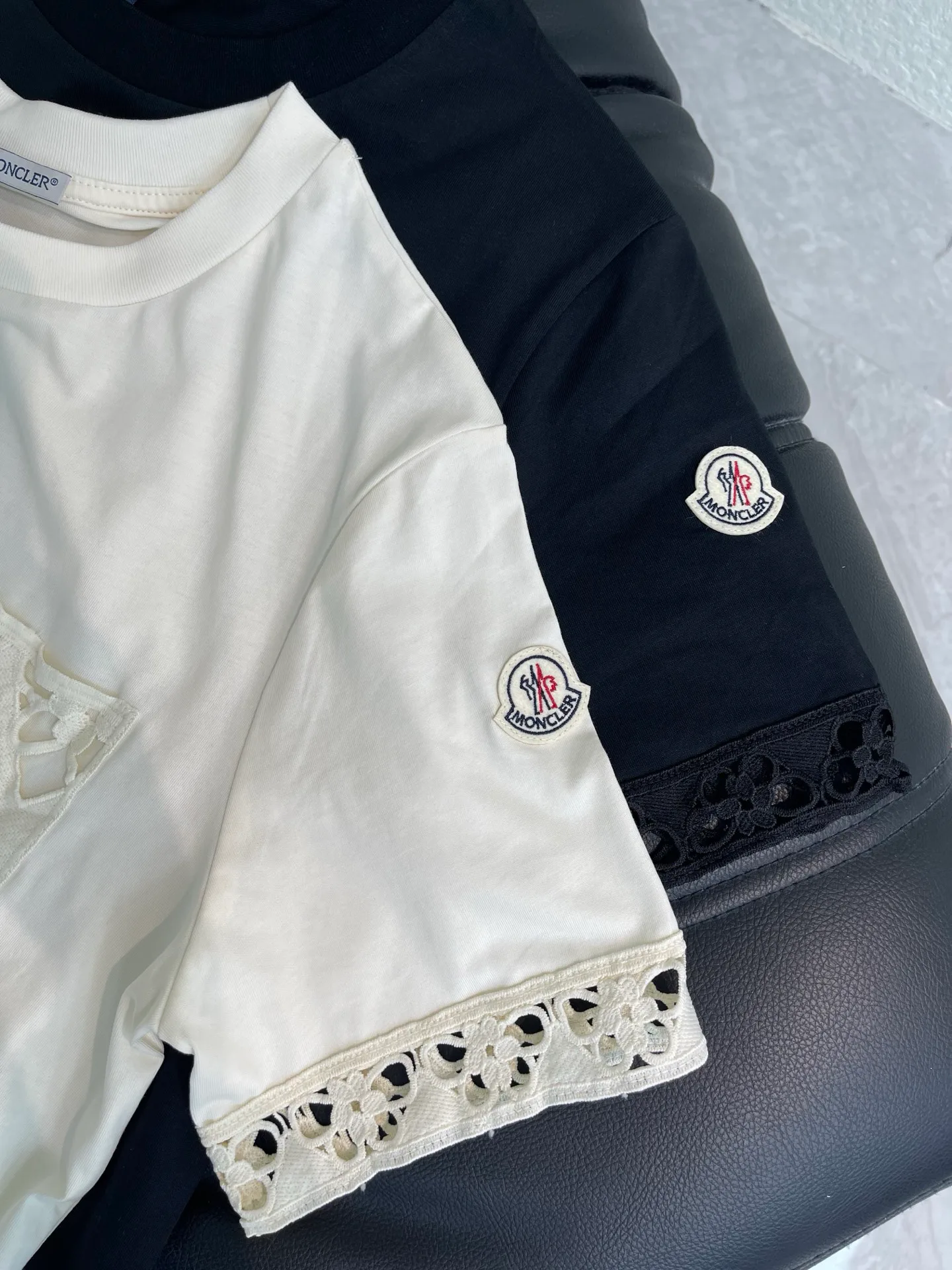 Футболки Женские Moncler 11672721