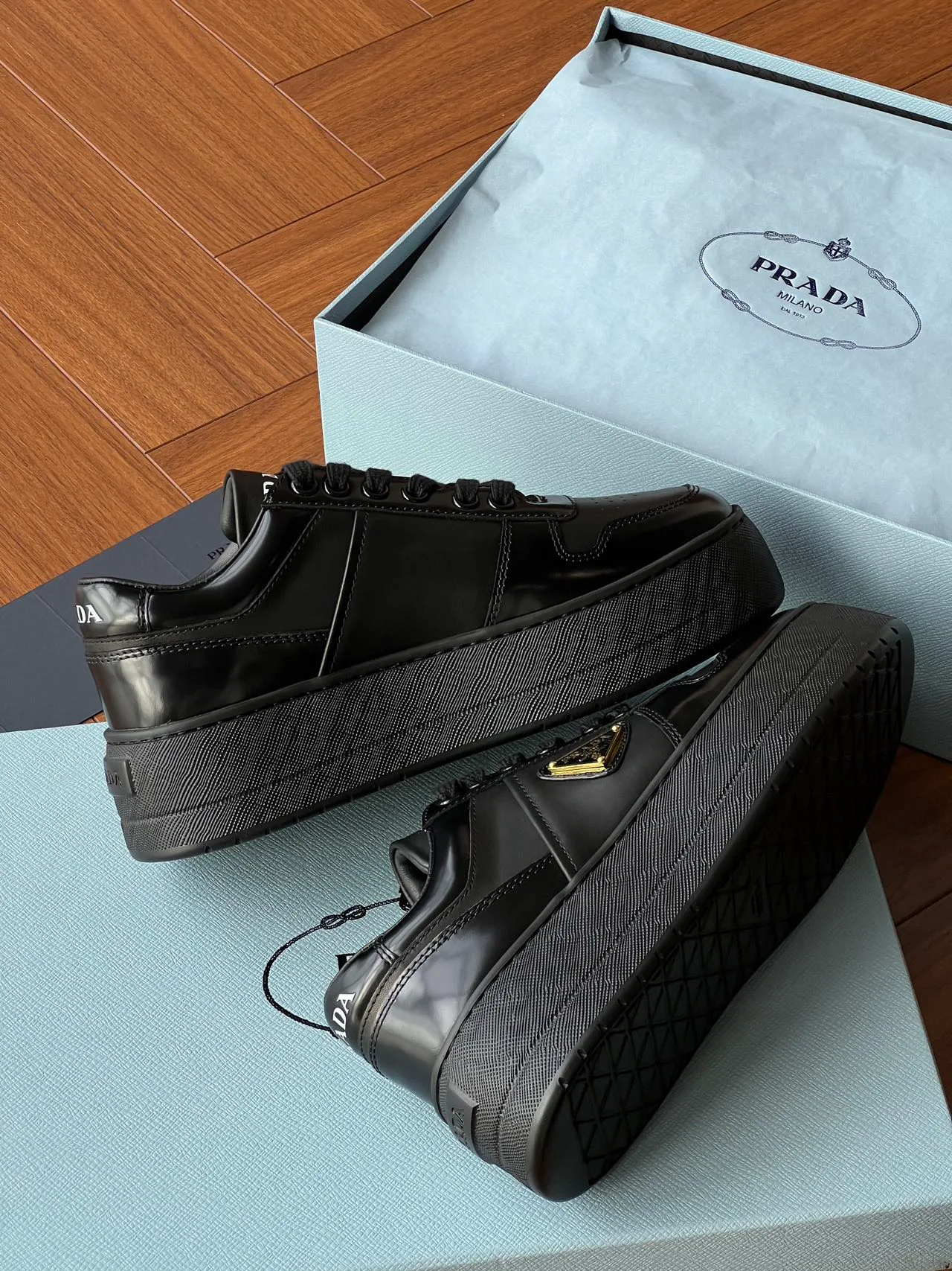 Кроссовки Женские Prada 18170787