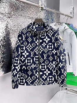 Куртки И Пуховики Мужские Louis Vuitton 9352286