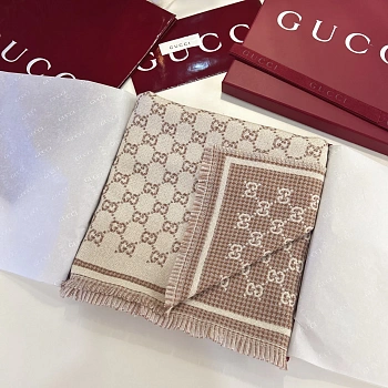Шарфы Gucci 747375
