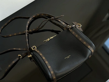Классические Сумки Женские Louis Vuitton 102335