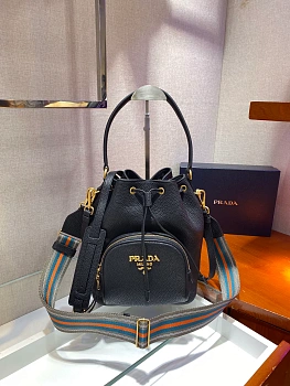 Сумки На Ремне Женские Prada 11449128