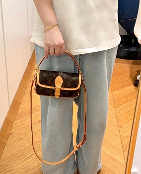 Клатчи Женские Louis Vuitton 11564823