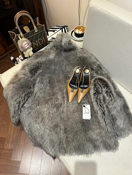 Шубы Женские Gucci 384724