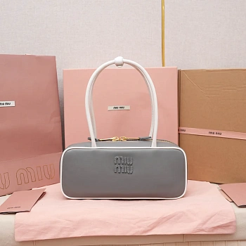 Классические Сумки Женские Miu Miu 11402806