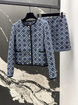 Костюмы Женские Christian Dior 768000