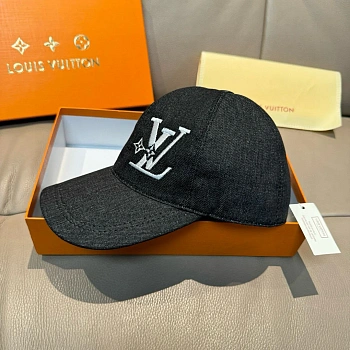 Головные Уборы Louis Vuitton 9211