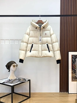 Куртки И Пуховики Женские Moncler 496986