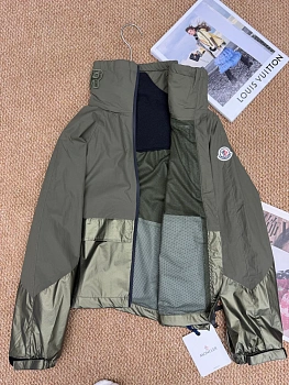 Куртки И Пуховики Женские Moncler 11427063