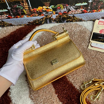 Сумки На Ремне Женские Dolce & Gabbana 225979