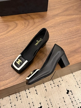 Туфли Женские Chanel 13224717