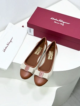 Балетки Женские Salvatore Ferragamo 11675478