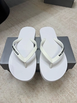 Шлепанцы Женские Balenciaga 11581879
