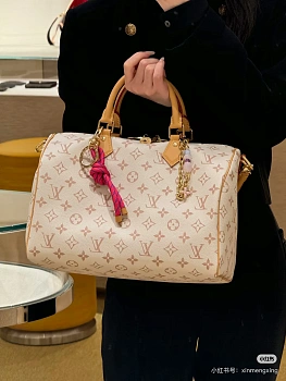 Классические Сумки Женские Louis Vuitton 10786367