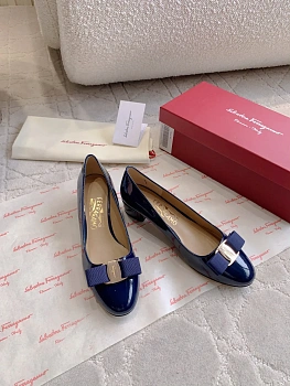 Балетки Женские Salvatore Ferragamo 11870090