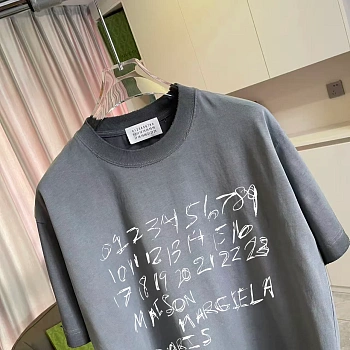 Футболки Женские Maison Margiela 9352395