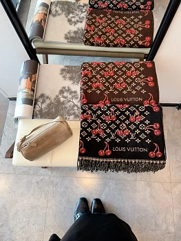 Шарфы Louis Vuitton 184276