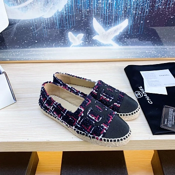 Слипоны Женские Chanel 10479317