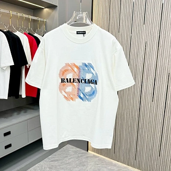Футболки Женские Balenciaga 4240