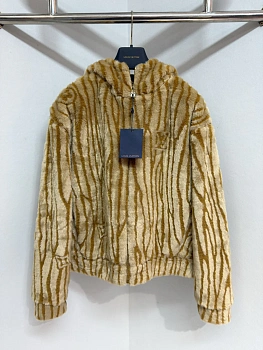 Куртки И Пуховики Мужские Louis Vuitton 4539544