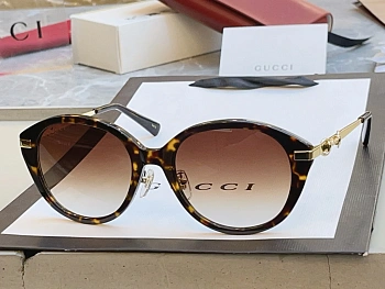 Очки Gucci 10842061
