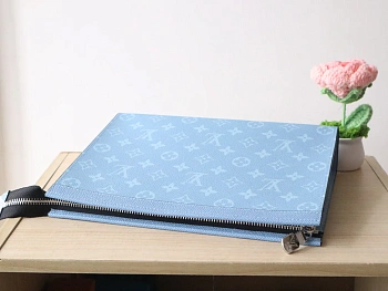 Клатчи Женские Louis Vuitton 599498