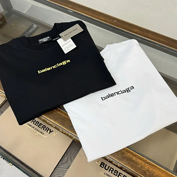 Футболки Женские Balenciaga 10619955