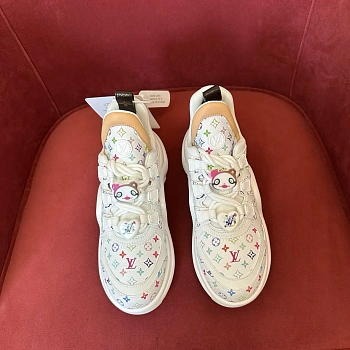 Кроссовки Женские Louis Vuitton 1180280