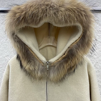Кожаные Куртки И Дублёнки Женские Moncler 827814
