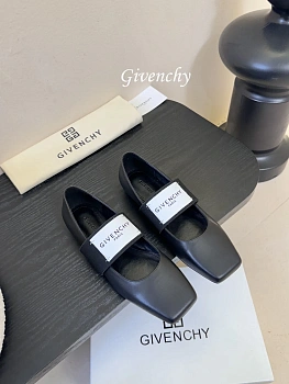 Балетки Женские Givenchy 2769046