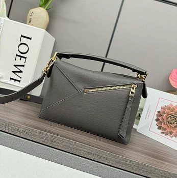 Классические Сумки Женские Loewe 11699868
