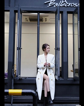 Пальто Женские Saint Laurent 5051204