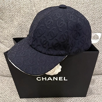 Головные Уборы Chanel 10420511