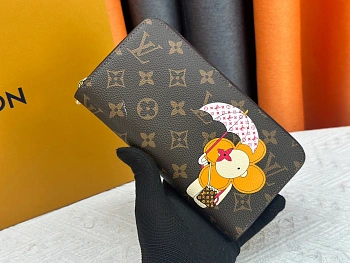 Кошельки Louis Vuitton 32835