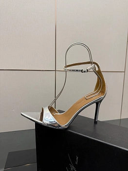 Сандалии Женские Giuseppe Zanotti 5052116