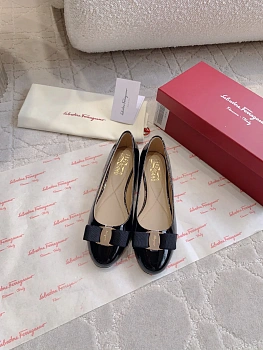 Балетки Женские Salvatore Ferragamo 11870091