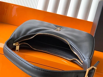 Сумки На Ремне Женские Saint Laurent 11309778