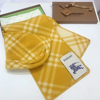 Шарфы Burberry 825878